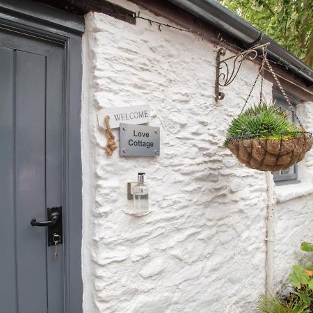 Love Cottage Combe Martin Eksteriør bilde