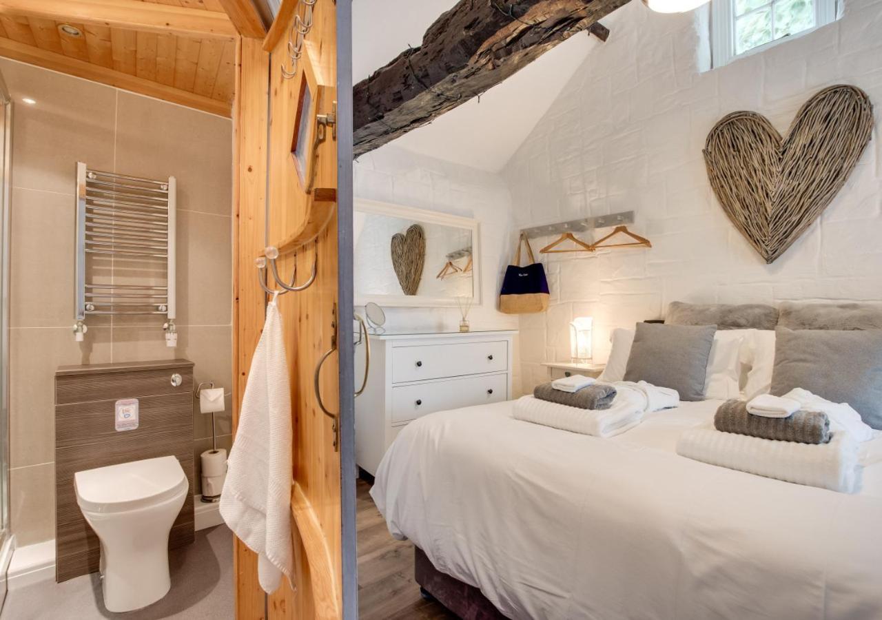 Love Cottage Combe Martin Eksteriør bilde