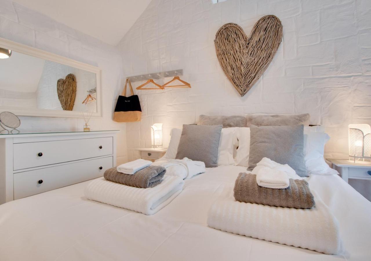Love Cottage Combe Martin Eksteriør bilde